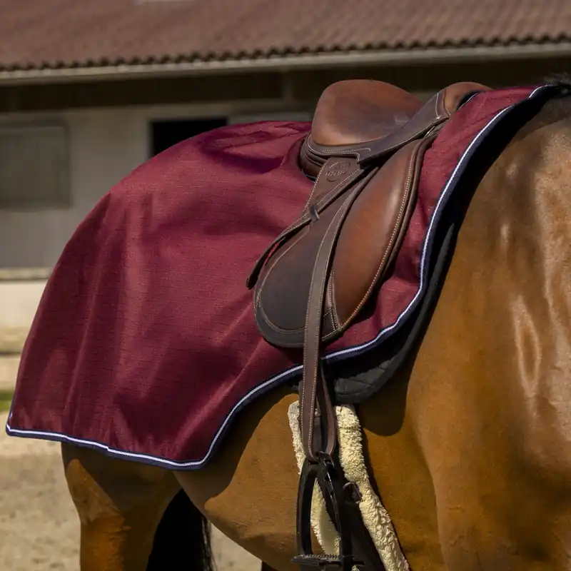 Equithème Tyrex 1200D Fleece Nierendecke - bordeaux, 140 Angebot